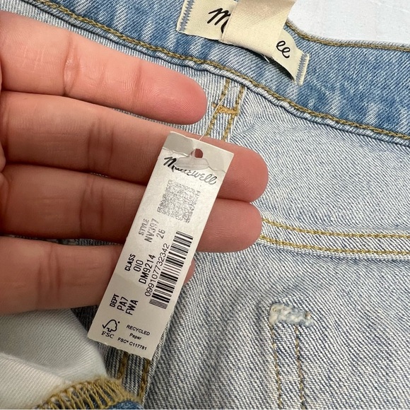 Madewell The Dean Easy Straight Jean in Foster Wash Size 26 NWT - Picture 11 of 13